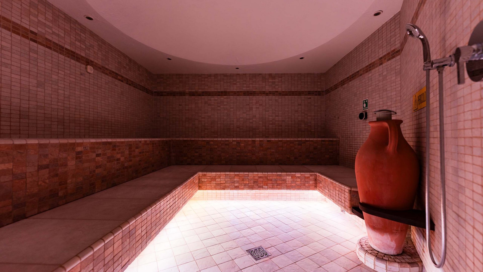 Thermal baths in Montegrotto Terme with sauna and steam bath Thermal baths in Montegrotto Terme with sauna and steam bath